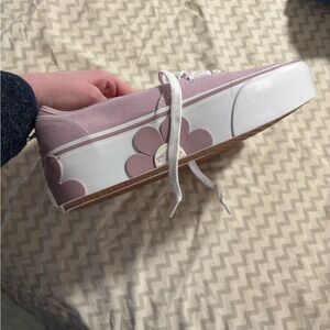 Flower platform vans new
